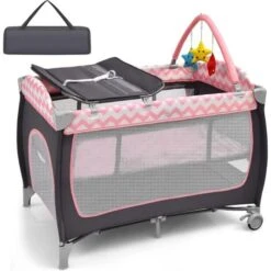 COSTWAY 3-IN-1 Lettino Da Viaggio Per Bambini 25 Kg, Box Bambini Con Fasciatoio, Culla Da Campeggio Con Materasso 120x60cm, Giocattoli+Ruote+Borsa, 0-3 Anni, 125x65x76 Cm (Rosa)